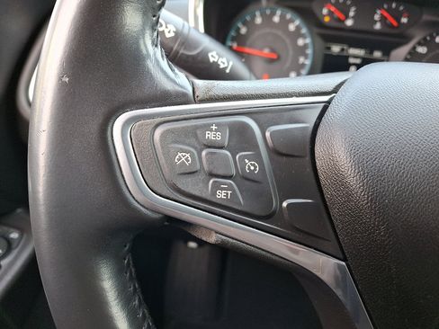 Used 2018 Chevrolet Equinox LT image 20