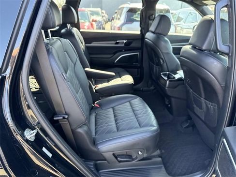 Used 2024 Kia Telluride SX Prestige X-Line image 11