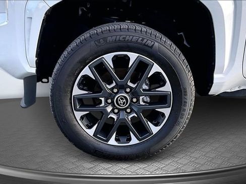 Used 2024 Toyota Tacoma SR image 30