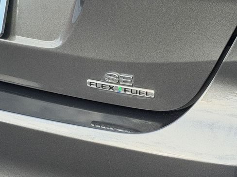Used 2015 Ford Focus SE FWD image 32