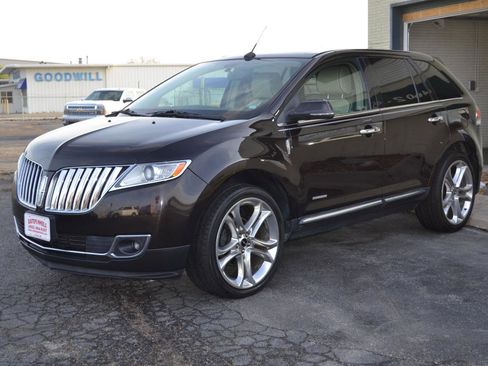 Used 2015 Lincoln MKX AWD w/ Equipment Group 102A image 3