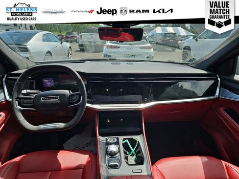 Used 2024 Jeep Wagoneer Limited AWD/4WD image 22