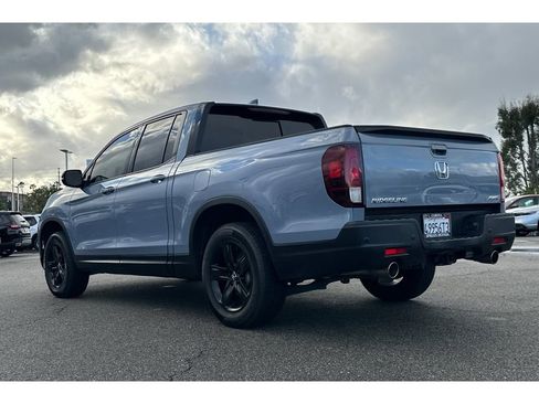 Used 2023 Honda Ridgeline Black Edition image 3