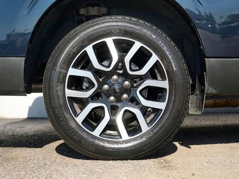 Used 2022 Ford Maverick Lariat w/ Lariat Luxury Package image 11