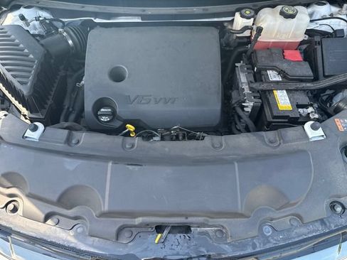 Used 2023 Chevrolet Traverse RS AWD/4WD image 25