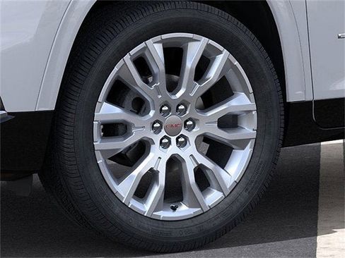 New 2026 GMC Acadia Denali w/ Super Cruise Package image 9