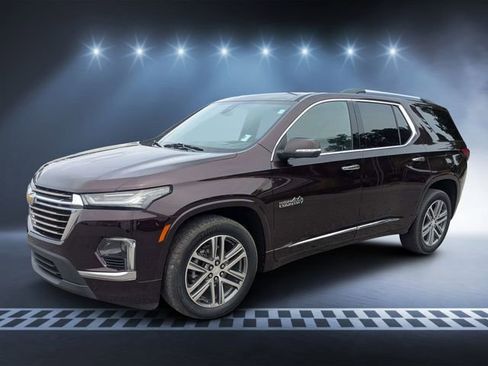 Used 2022 Chevrolet Traverse High Country FWD image 7