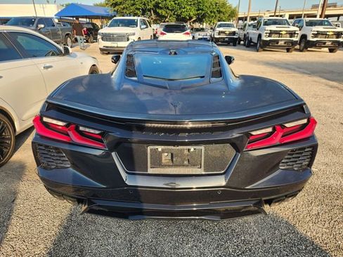 Used 2024 Chevrolet Corvette Stingray Preferred Cpe w/ Body-Color Dual Roof Package RWD image 5