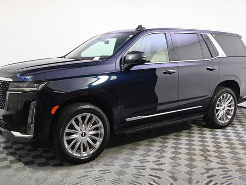 Used 2024 Cadillac Escalade Premium Luxury w/ LPO, Floor Liner Package AWD/4WD image 2