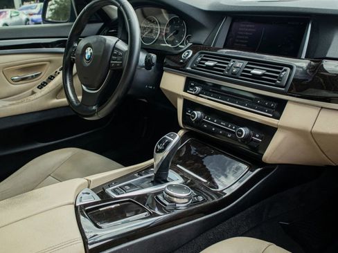 Used 2016 BMW 528i Sedan RWD image 29
