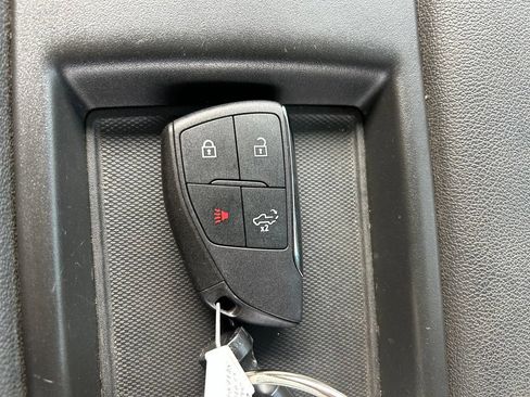 Used 2025 Chevrolet Silverado 2500 W/T AWD/4WD image 33