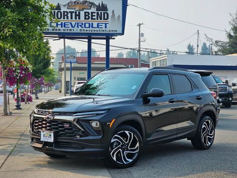 Used 2026 Chevrolet TrailBlazer RS w/ Convenience Package AWD/4WD image 1