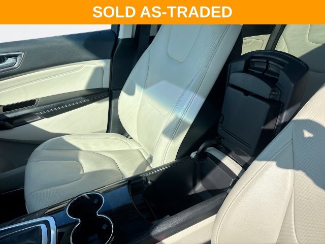Used 2017 Ford Edge Titanium w/ Equipment Group 302A FWD image 21