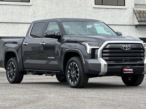 New 2026 Toyota Tundra Limited image 2