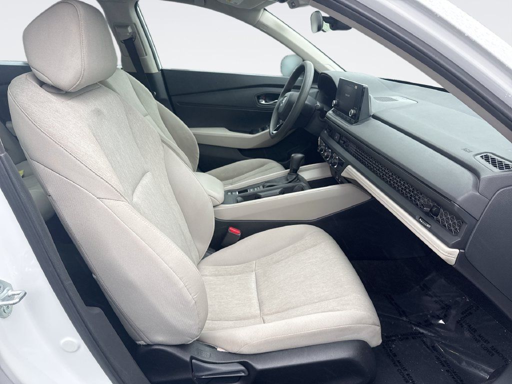 Used 2023 Honda Accord LX image 25