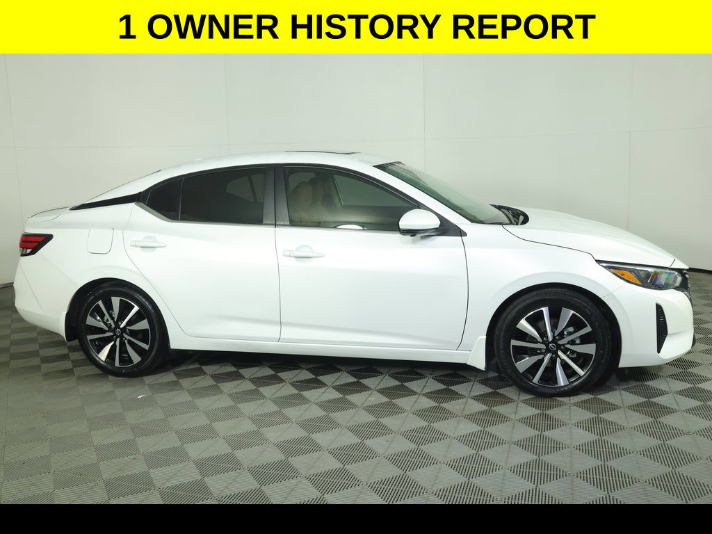 Used 2024 Nissan Sentra SV w/ SV Premium Package FWD image 2