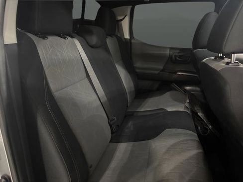 Used 2022 Toyota Tacoma SR5 image 28