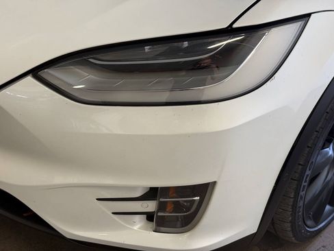 Used 2020 Tesla Model X Performance AWD/4WD image 39
