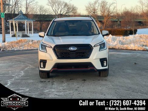 Used 2022 Subaru Forester Sport AWD/4WD image 2