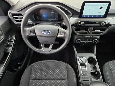 New 2025 Ford Escape Active image 9