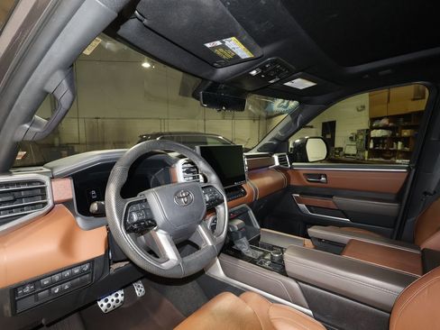 Used 2023 Toyota Tundra 1794 Edition image 9