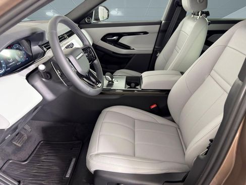 Used 2026 Land Rover Range Rover Evoque S AWD/4WD image 5
