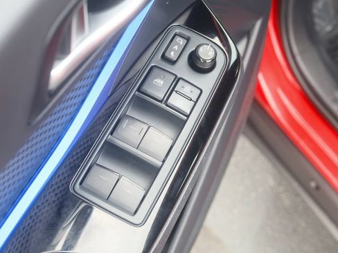 Certified 2021 Toyota C-HR XLE FWD image 23
