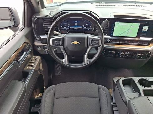 Certified 2025 Chevrolet Silverado 1500 LT AWD/4WD image 11