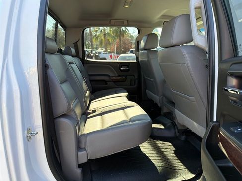 Used 2019 GMC Sierra 2500 SLT w/ Duramax Plus Package AWD/4WD image 26
