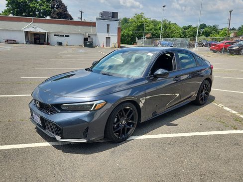 Used 2025 Honda Civic Sport image 3