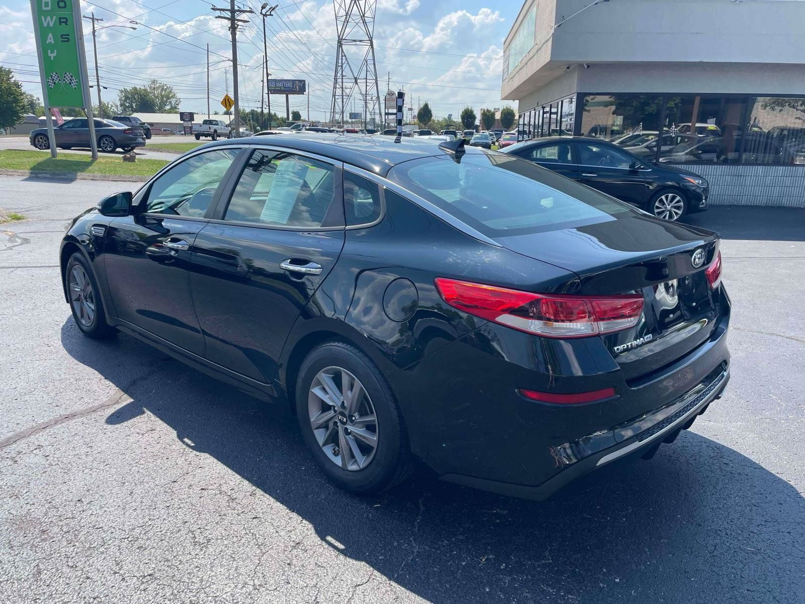 Used 2020 Kia Optima LX FWD image 5