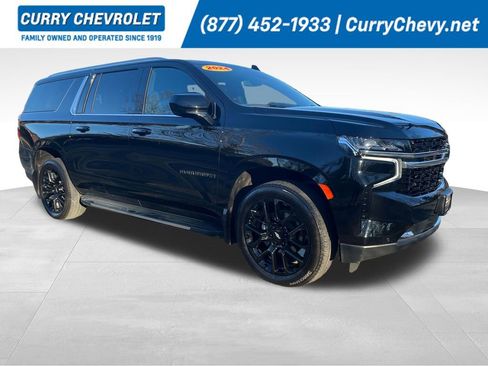 Used 2024 Chevrolet Suburban LS w/ Driver Alert Package image 1