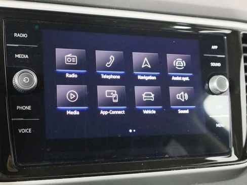 Used 2023 Volkswagen Atlas SE image 53