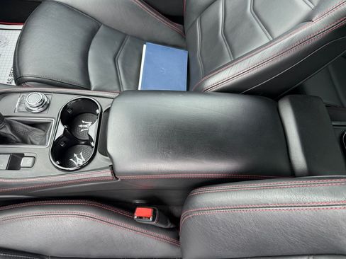Used 2018 Maserati GranTurismo Sport RWD image 77