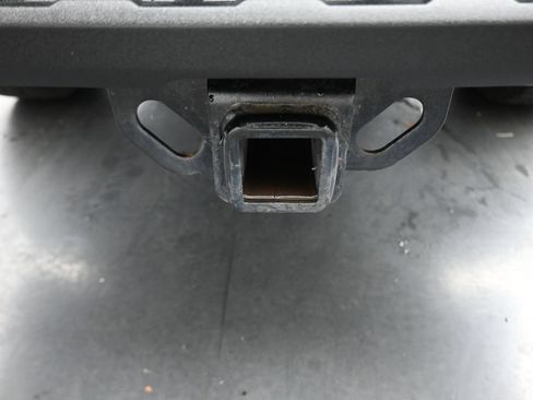 Used 2016 Toyota Tacoma SR5 w/ Towing Package RWD image 46