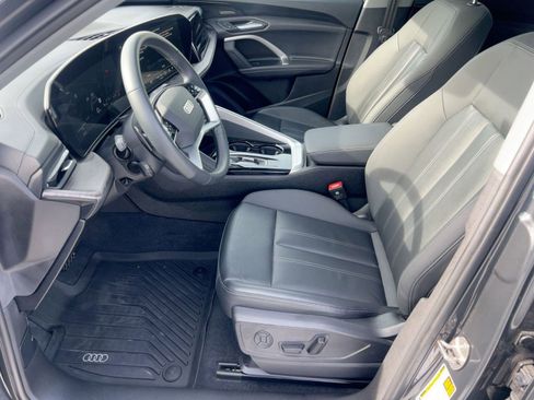 Certified 2025 Audi Q5 Premium Plus w/ Premium Plus image 5