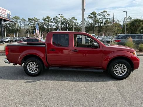 Used 2017 Nissan Frontier SV image 13