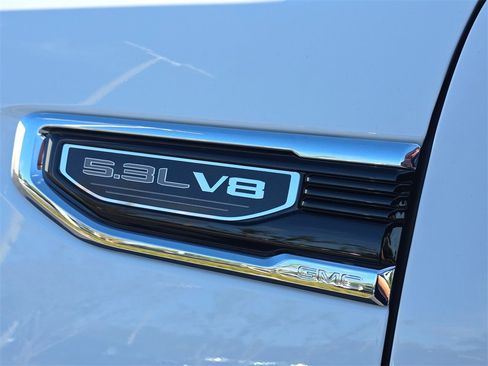 Used 2024 GMC Sierra 1500 SLT w/ SLT Premium Plus Package image 7