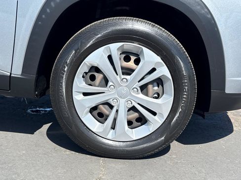 Used 2024 Chevrolet Trax LS FWD image 6