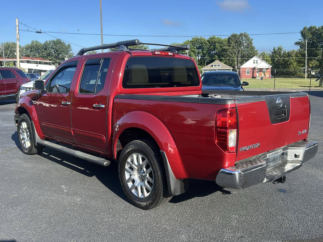 Used 2012 Nissan Frontier SL AWD/4WD image 7