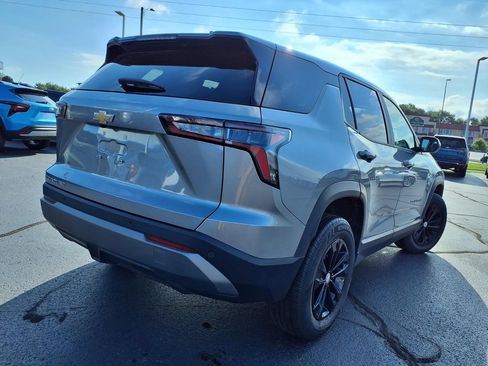 Used 2026 Chevrolet Equinox LT AWD/4WD image 29