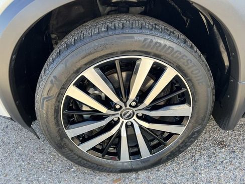 Certified 2023 Nissan Pathfinder Platinum w/ Cargo Package image 9