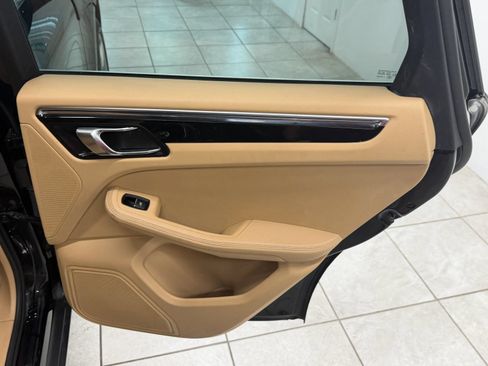 Used 2016 Porsche Macan S w/ Premium Package Plus AWD/4WD image 18