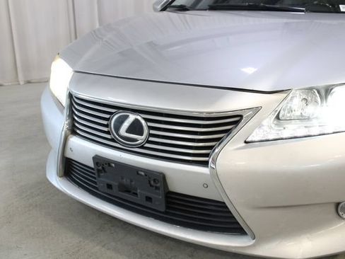 Used 2013 Lexus ES 350 w/ Luxury Pkg FWD image 36