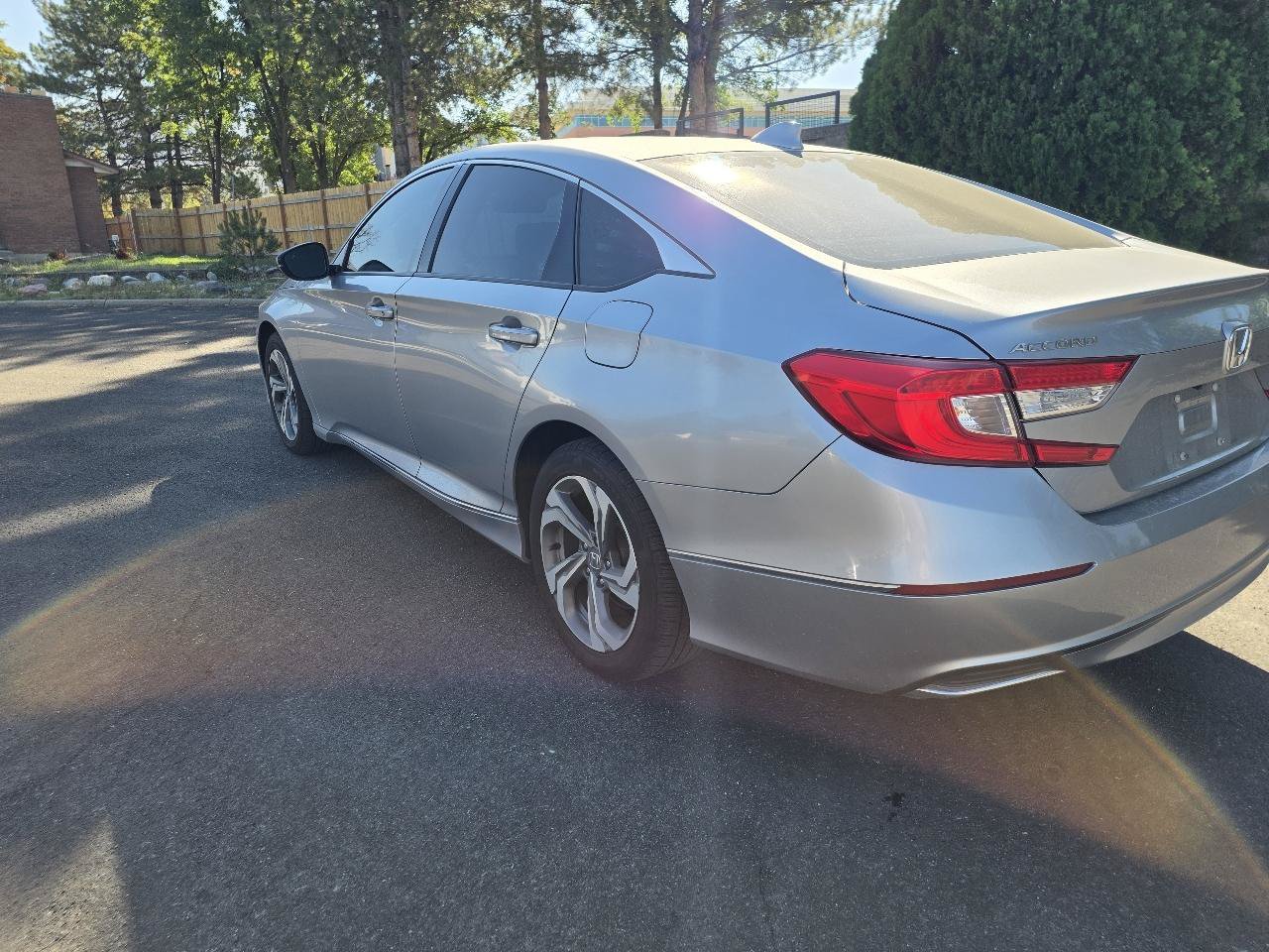 Used 2020 Honda Accord EX-L image 3