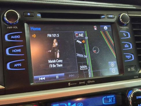 Used 2016 Toyota Highlander XLE FWD image 16