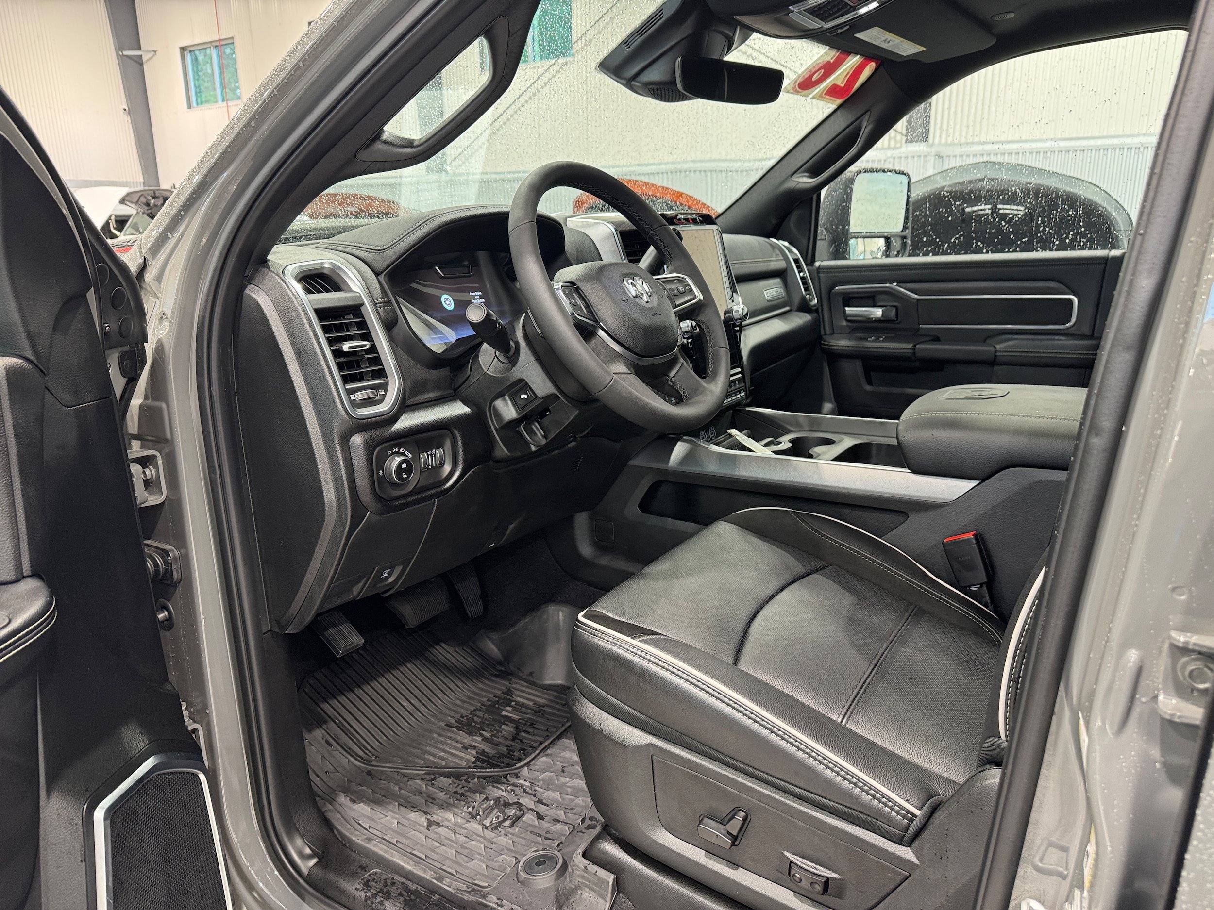 Used 2026 RAM 2500 Laramie w/ Night Edition AWD/4WD image 10