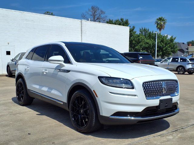 Certified 2022 Lincoln Nautilus Reserve w/ Luxury Package FWD image 20