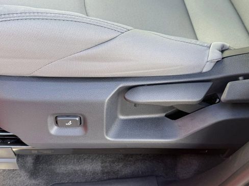 New 2026 Toyota Tacoma SR5 RWD image 15