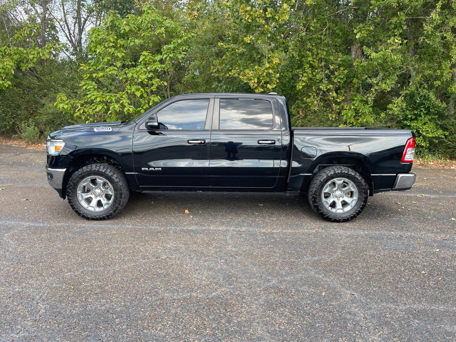 Used 2020 RAM 1500 Lone Star AWD/4WD image 2